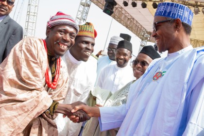 President Buhari In Shake With Some Nigeria Hausa Musician