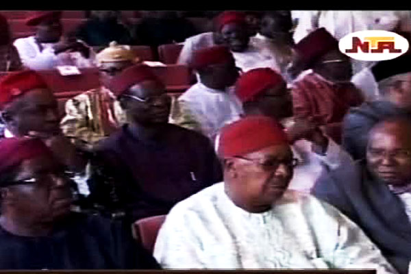 Jonathan Receives Igbo Leaders