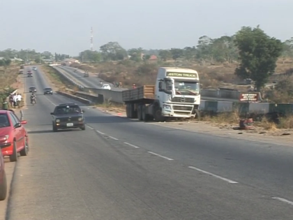 Zimbabwe Uke, Along Abuja  Road