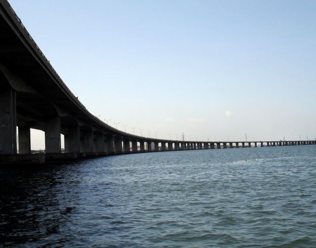 mainland bridge