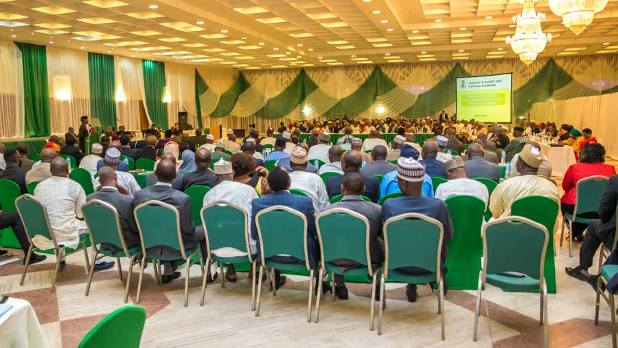 No More Excuses Says Osinbajo At Cabinet Retreat On The Buhari Economic Plan