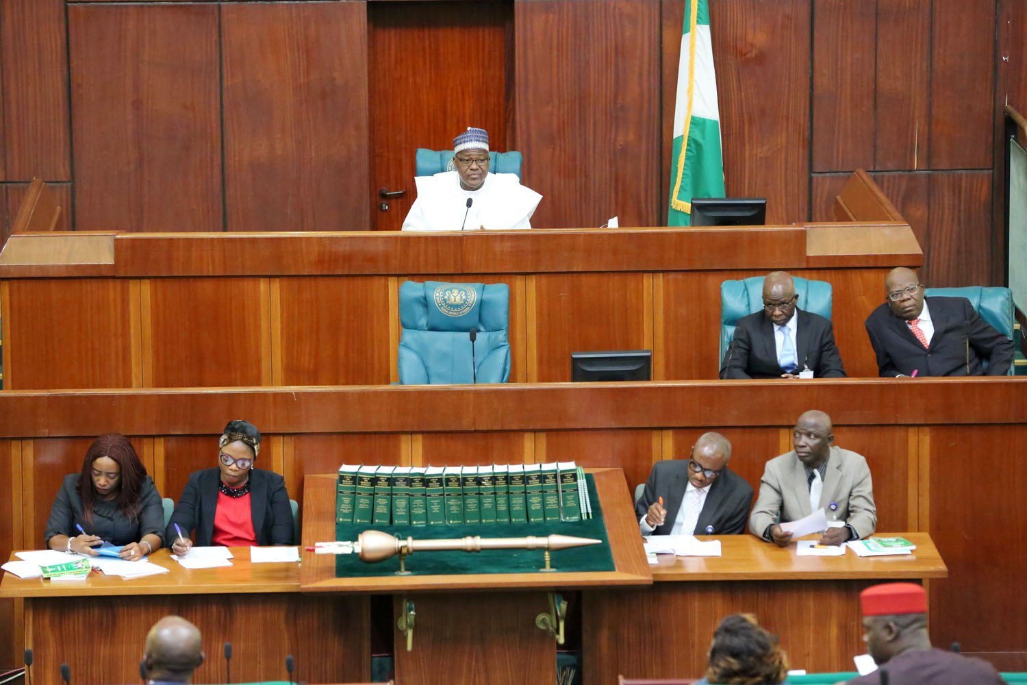 Speaker Dogara urges President Buhari to assent to Petroleum Industry Governance Bill