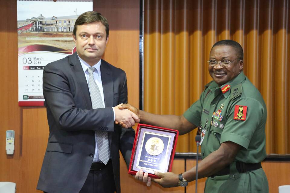 European Union Team up with @HQNigerianArmy on Security
