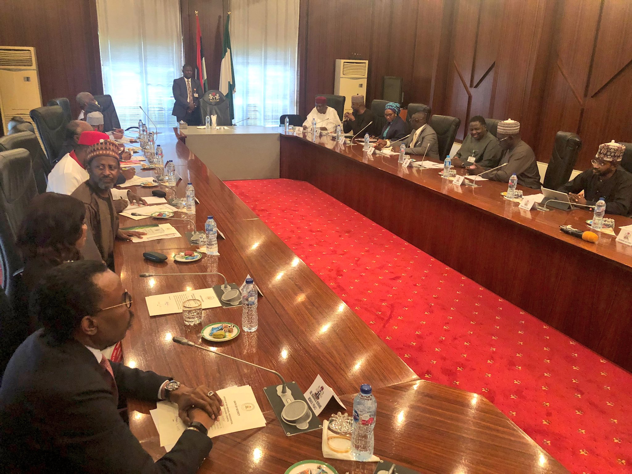 Buhari meets members of Economic Advisory Council