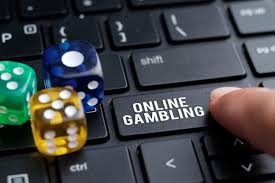 Police detain 98 persons for running an online gambling