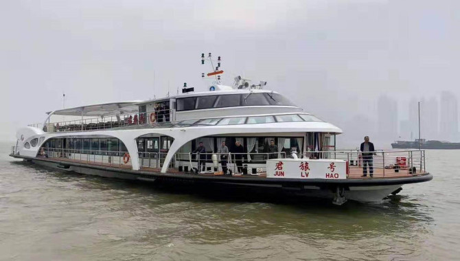 Electric ship conducts trial operation in China