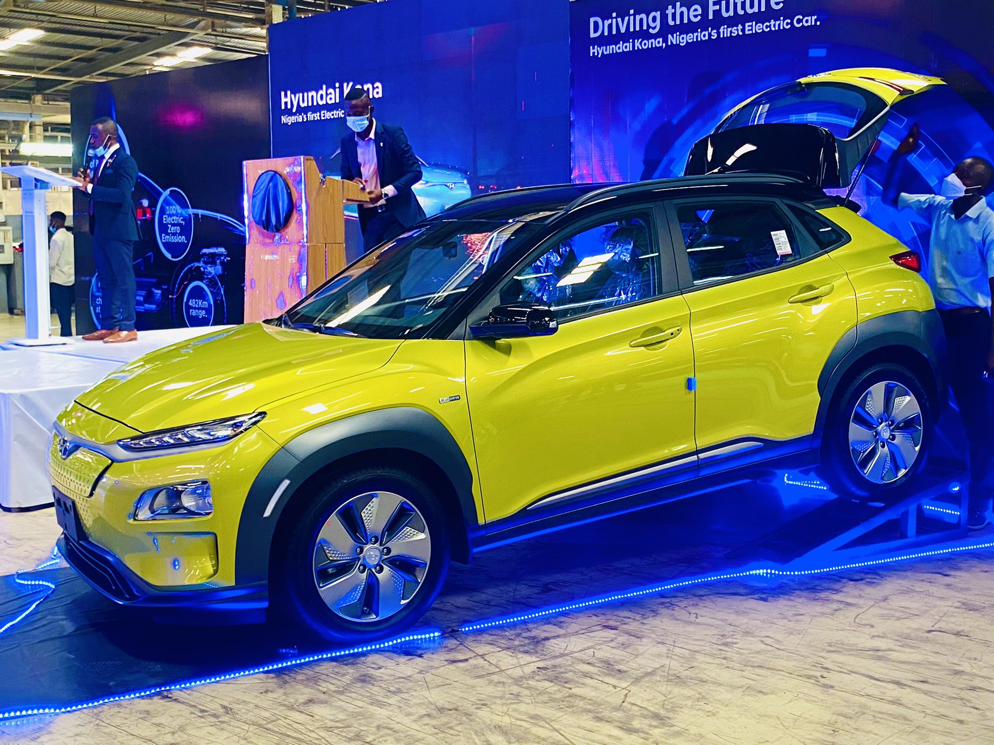 Sanwo-Olu unveils Nigeria´s first electric car